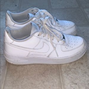 💋 Nike Air Force Ones